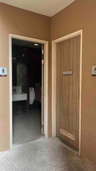 Sea View Unixx 2rooms,2bathrooms Pattaya